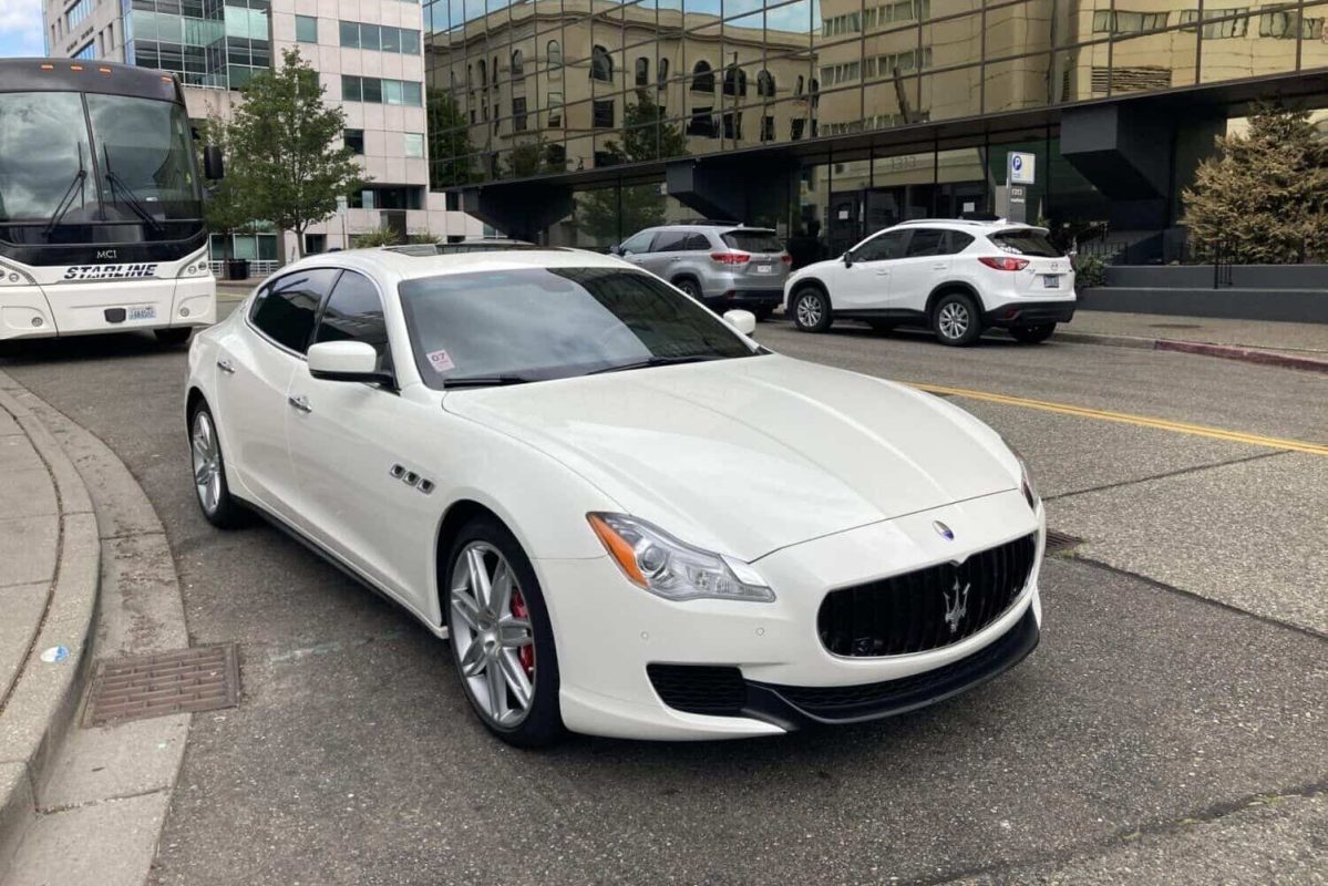 Signature Luxury Sedan Tacoma Hotel Services